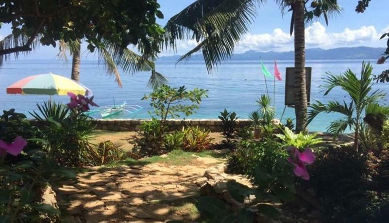 Tinaoog Beach Resort Alad Esterno foto