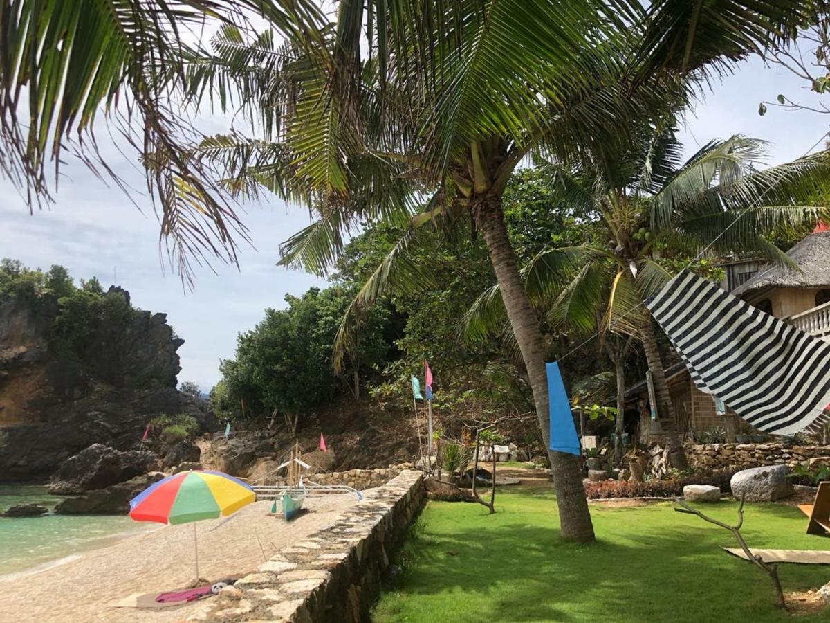 Tinaoog Beach Resort Alad Esterno foto